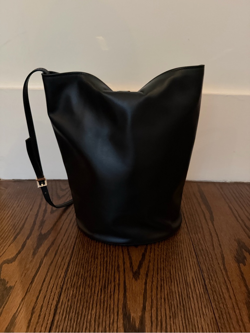 Loulou Studio Cate Bucket Bag - Picture 2 of 11